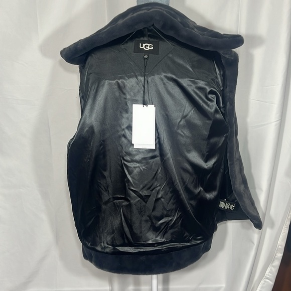 UGG Women's Frankie Trucker Faux Fur Jacket Ink Grey Sz M Warm Soft Cozy - Picture 9 of 16